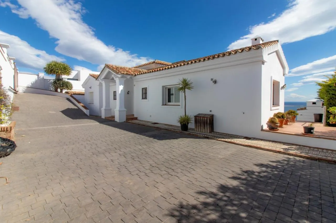 Magnifica Villa Cerca Sotogrande Con Vista Mar Excepcional Manilva