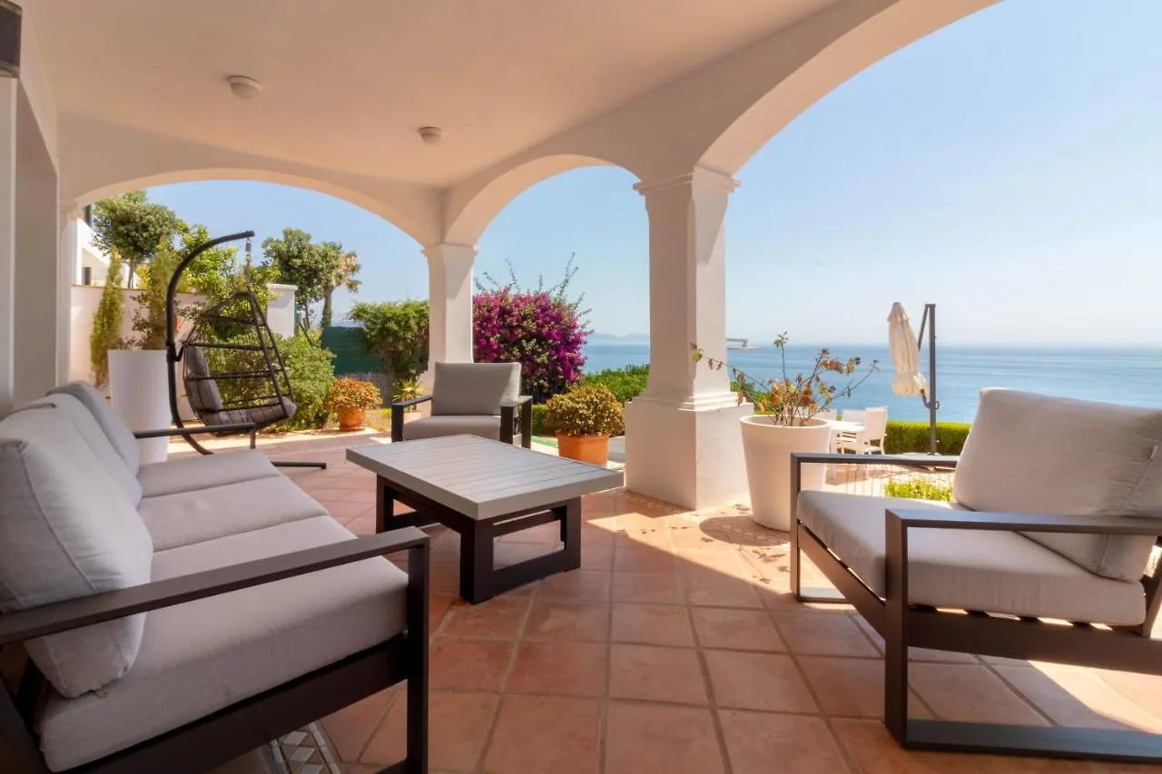 Magnifica Villa Cerca Sotogrande Con Vista Mar Excepcional Manilva