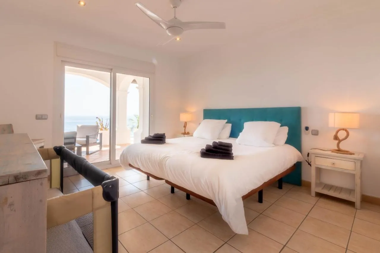 Magnifica Villa Cerca Sotogrande Con Vista Mar Excepcional Manilva