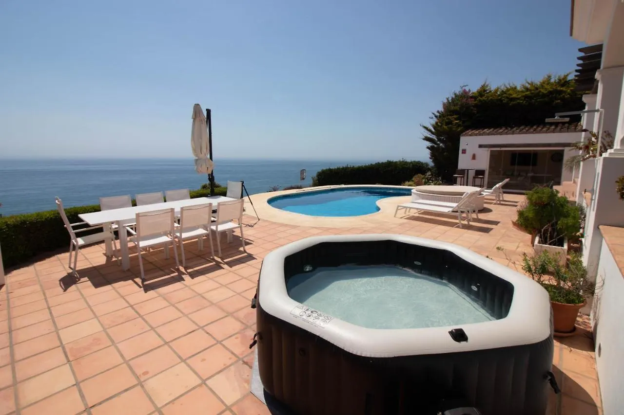 Magnifica Villa Cerca Sotogrande Con Vista Mar Excepcional Manilva